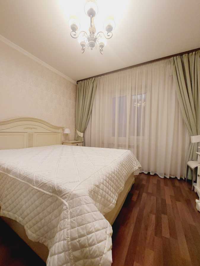 Аренда 2-комнатной квартиры 54 м², Ревуцкого ул., 18