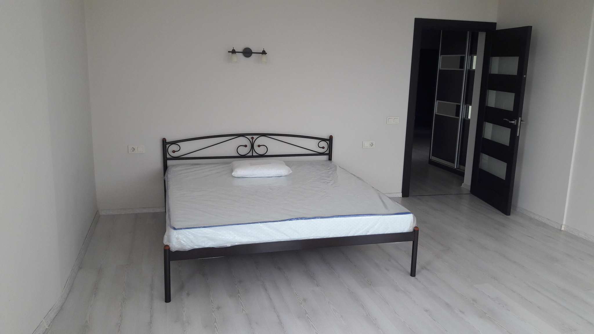 Продажа 3-комнатной квартиры 100 м², ЖК Сосновый бор, ДОМ 1