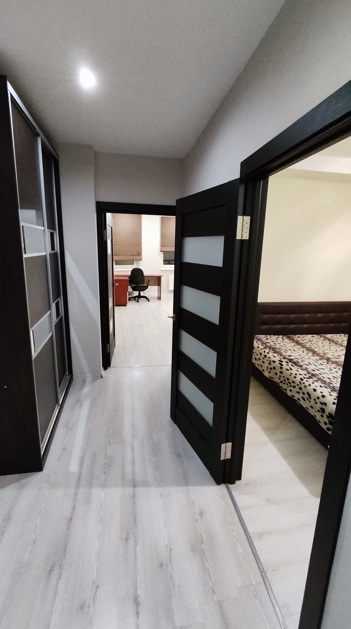 Продажа 3-комнатной квартиры 100 м², ЖК Сосновый бор, ДОМ 1