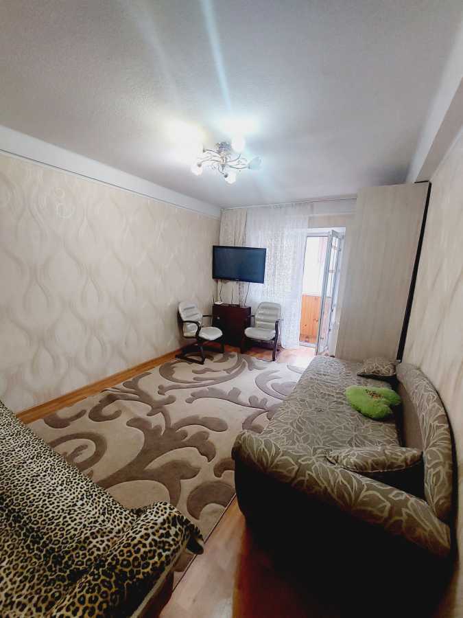 Оренда 1-кімнатної квартири 34 м², Зодчих вул., 62А