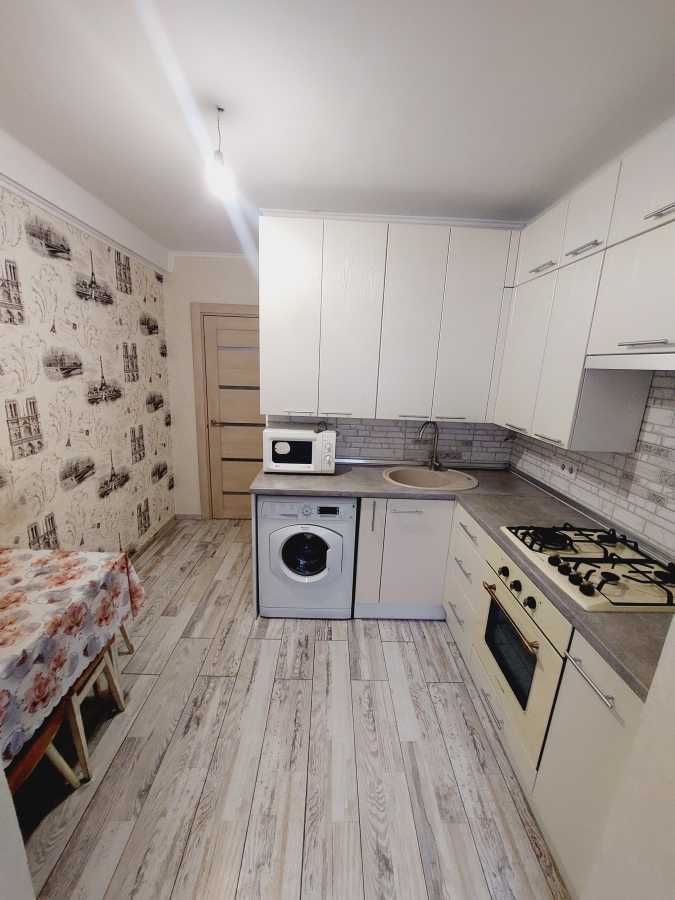 Оренда 1-кімнатної квартири 34 м², Зодчих вул., 62А