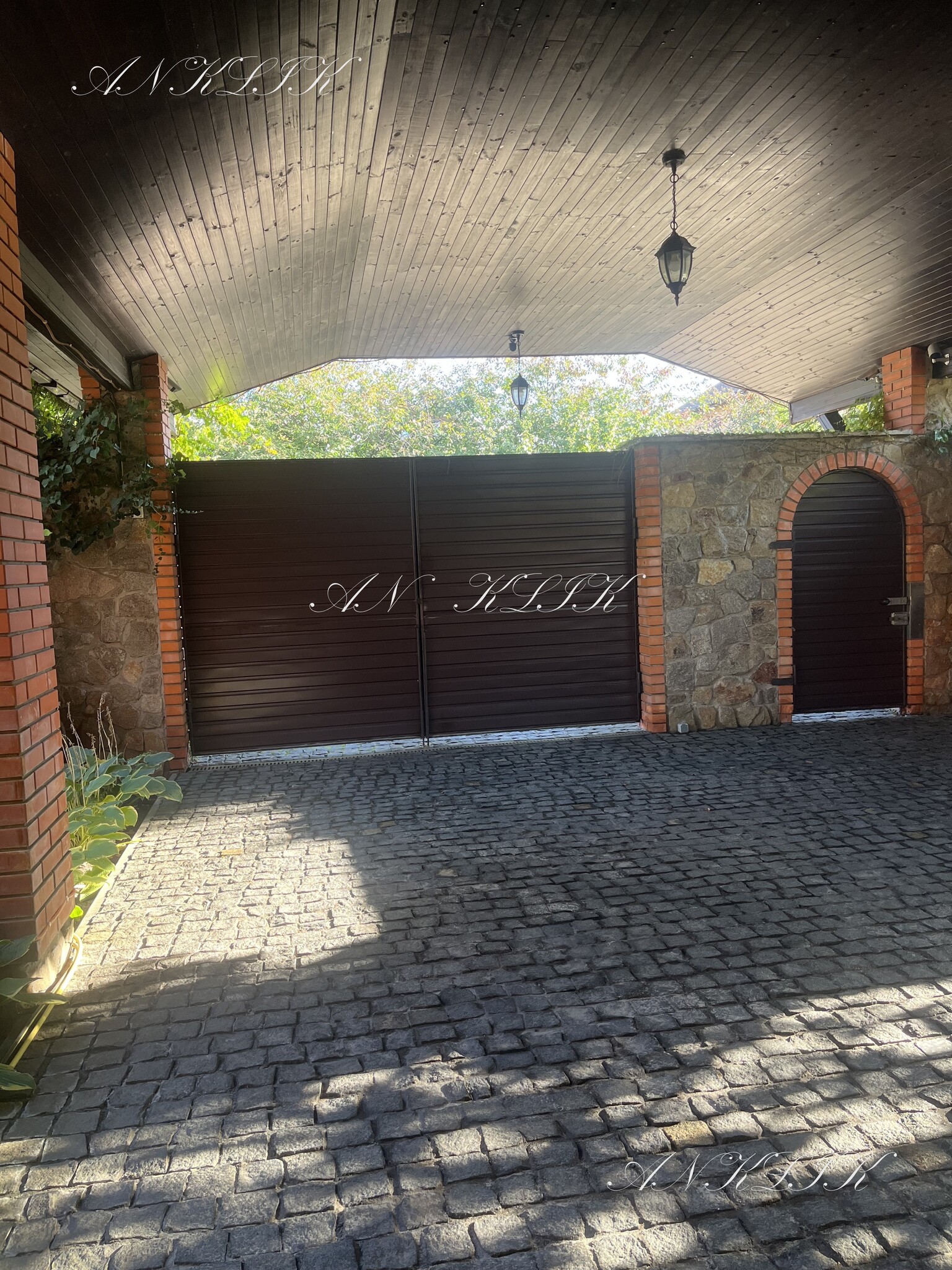 Аренда коттеджа 95 м², Евгения Харченко ул.