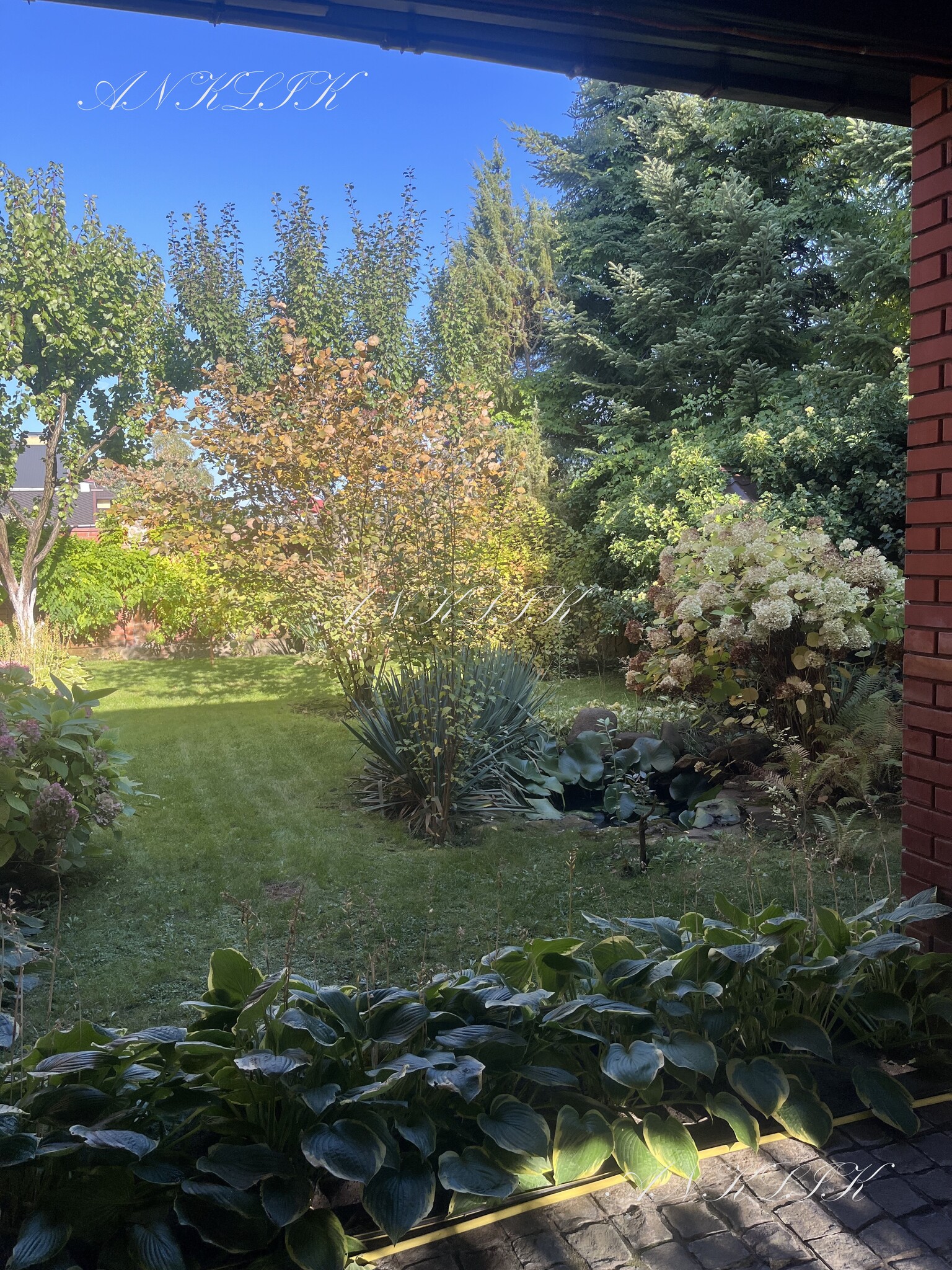 Аренда коттеджа 95 м², Евгения Харченко ул.