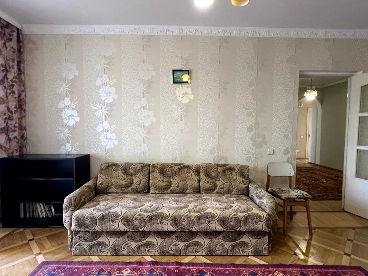 Аренда 2-комнатной квартиры 62 м², Владимира Маяковского просп., 77