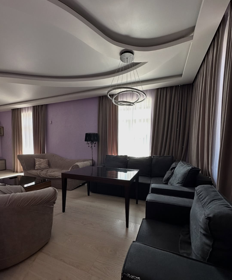 Аренда дома 382 м², Новоселов ул.