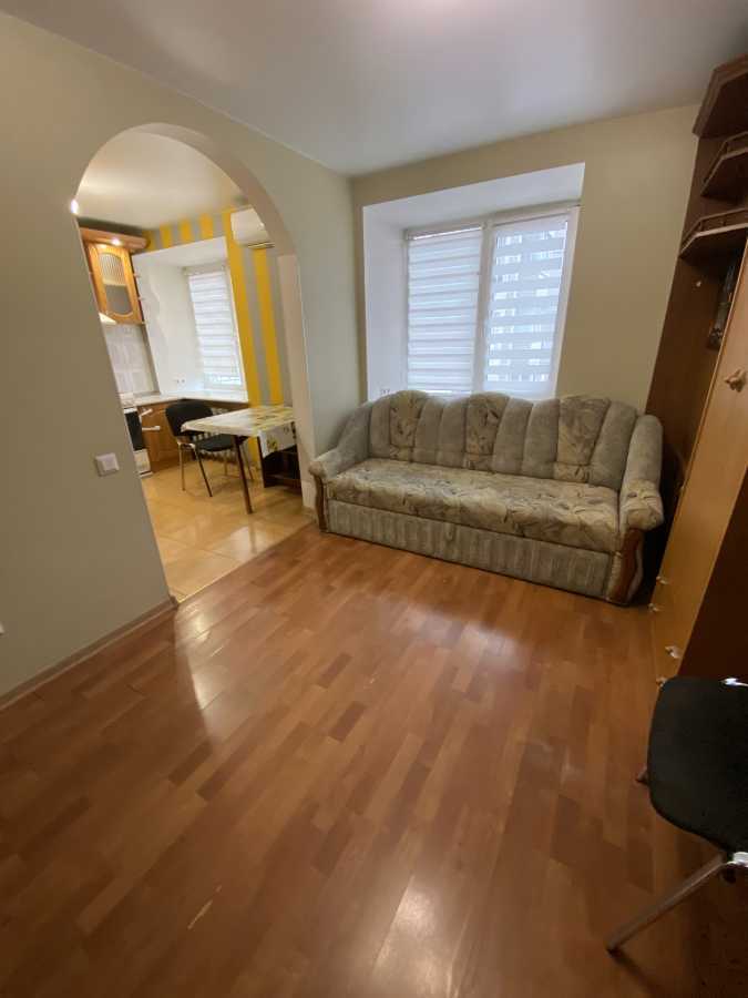 Оренда 2-кімнатної квартири 52 м², Олевська вул., 3