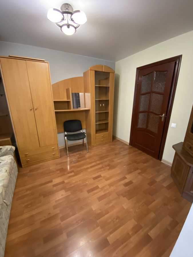 Оренда 2-кімнатної квартири 52 м², Олевська вул., 3