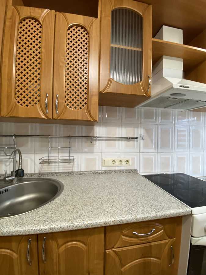 Оренда 2-кімнатної квартири 52 м², Олевська вул., 3