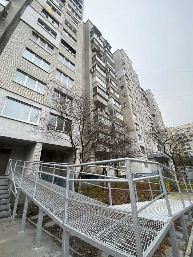 Оренда 2-кімнатної квартири 52 м², Олевська вул., 3