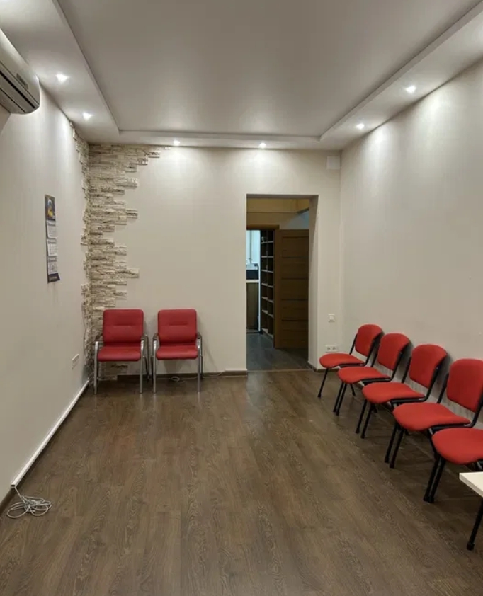 Аренда офиса 59 м², Сегедская ул.