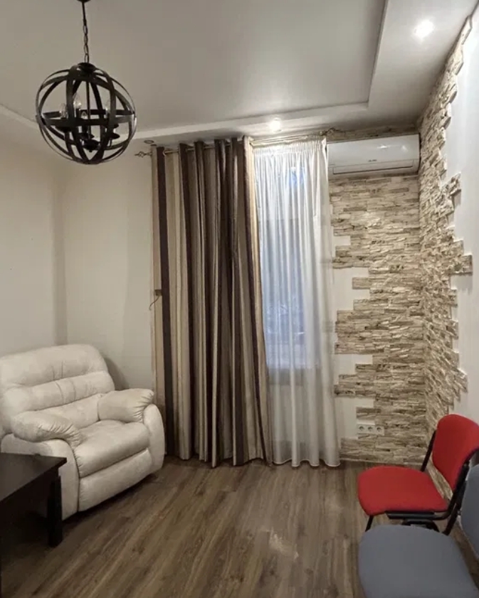 Аренда офиса 59 м², Сегедская ул.