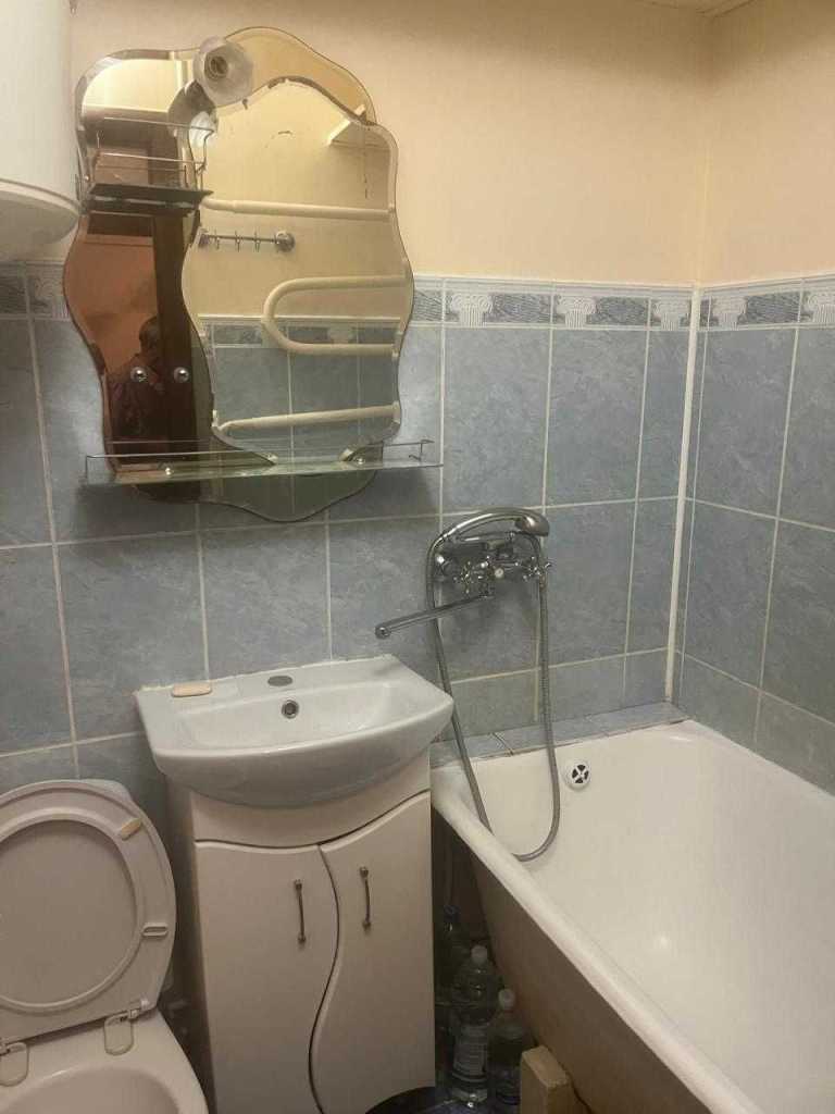 Продаж 1-кімнатної квартири 20.9 м², Богатирська вул., 8