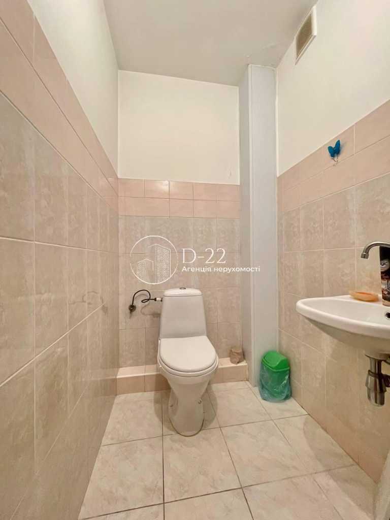 Продаж 3-кімнатної квартири 93 м², Братства Тарасівців вулиця, 12/37