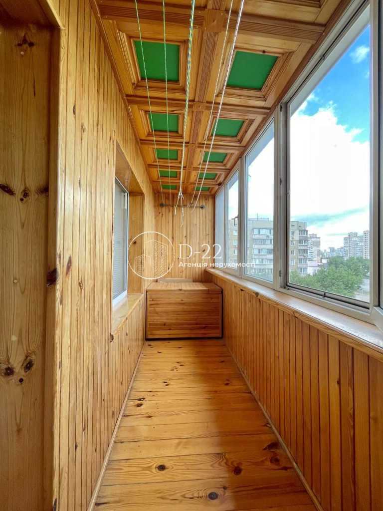 Продаж 3-кімнатної квартири 93 м², Братства Тарасівців вулиця, 12/37