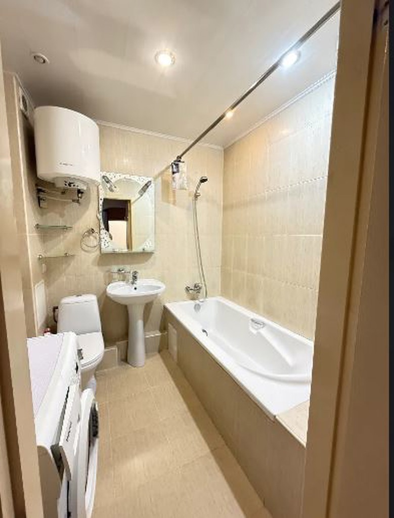 Аренда 2-комнатной квартиры 50 м², Александра Поля просп., 44Б