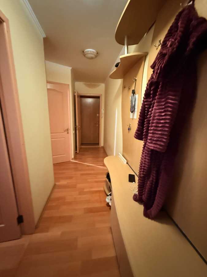 Продаж 3-кімнатної квартири 57 м², Ильичевская вул., Парковая, 12