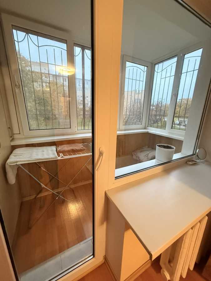 Продаж 3-кімнатної квартири 57 м², Ильичевская вул., Парковая, 12