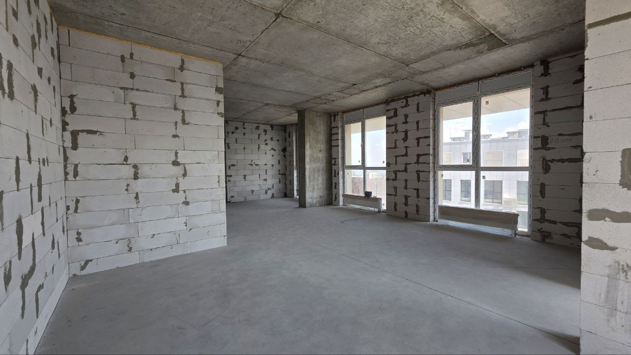 Продажа 2-комнатной квартиры 62 м², Звездный бул.