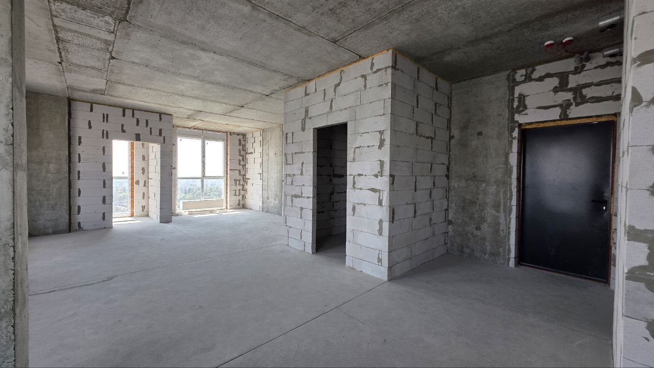 Продажа 2-комнатной квартиры 62 м², Звездный бул.