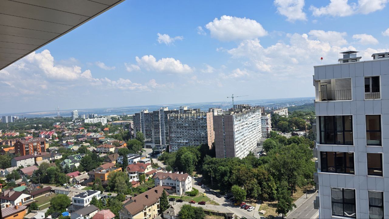 Продажа 2-комнатной квартиры 62 м², Звездный бул.