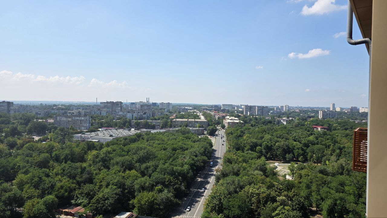 Продажа 2-комнатной квартиры 62 м², Звездный бул.