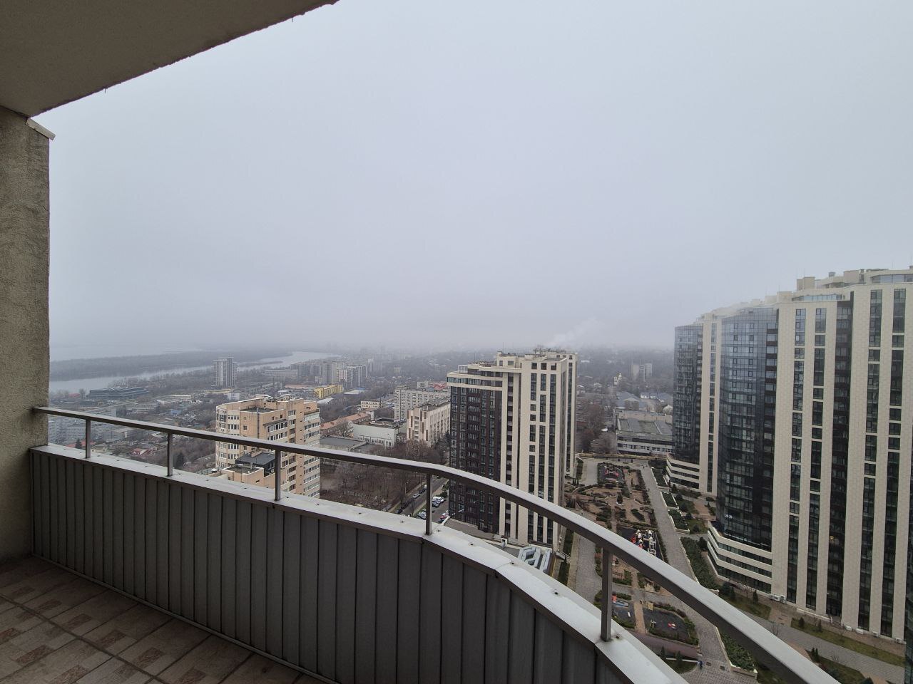 Аренда 3-комнатной квартиры 83 м², Дмитрия Яворницкого просп., 5