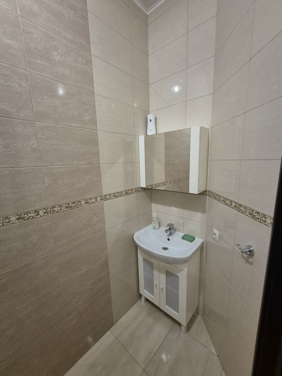 Аренда 3-комнатной квартиры 83 м², Дмитрия Яворницкого просп., 5