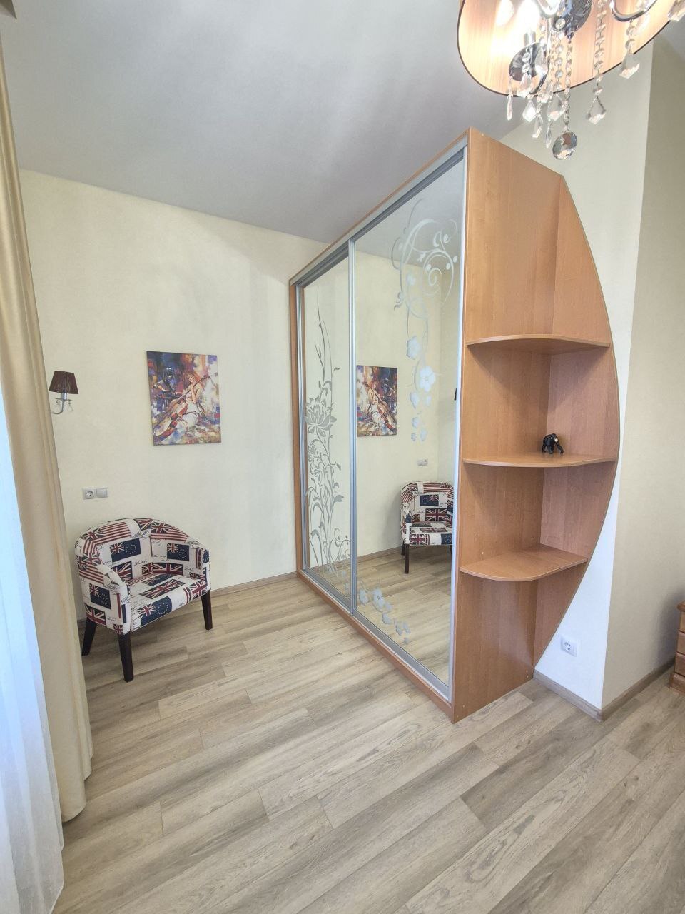 Аренда 3-комнатной квартиры 83 м², Дмитрия Яворницкого просп., 5