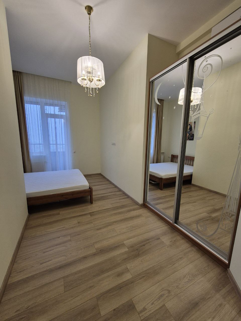 Аренда 3-комнатной квартиры 83 м², Дмитрия Яворницкого просп., 5