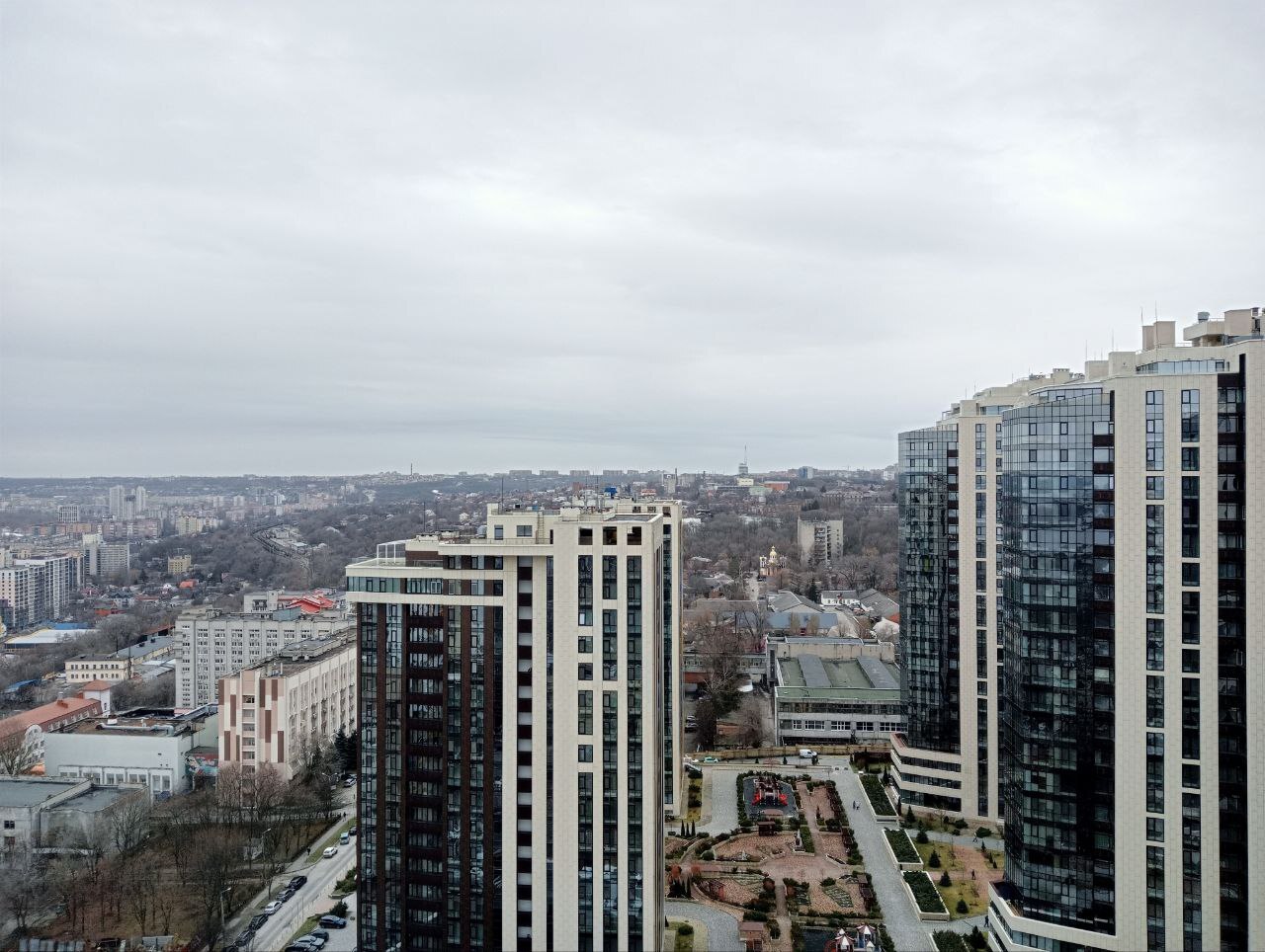 Аренда 3-комнатной квартиры 83 м², Дмитрия Яворницкого просп., 5