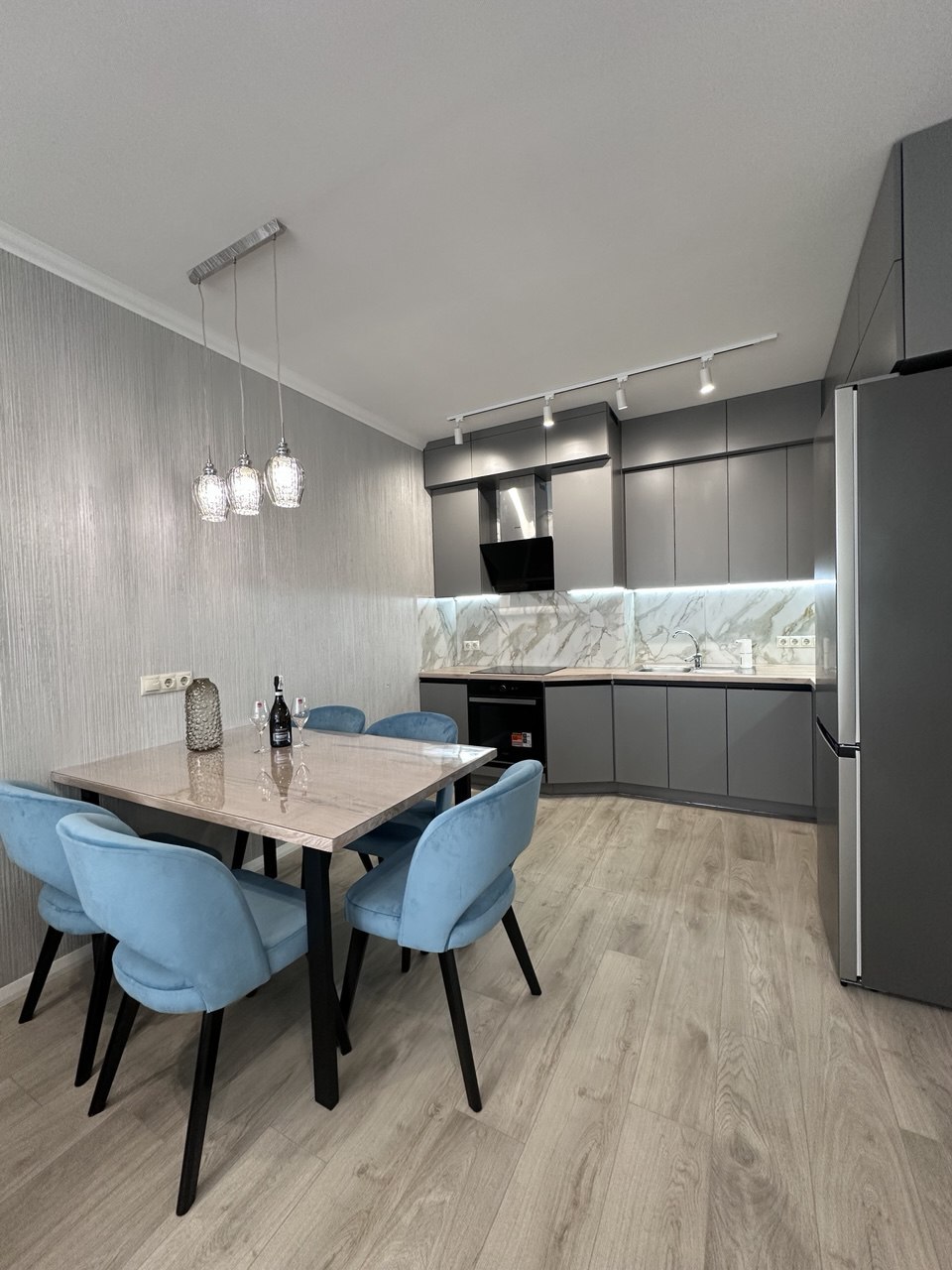 Аренда 2-комнатной квартиры 75.6 м², Александра Олеся ул., 10