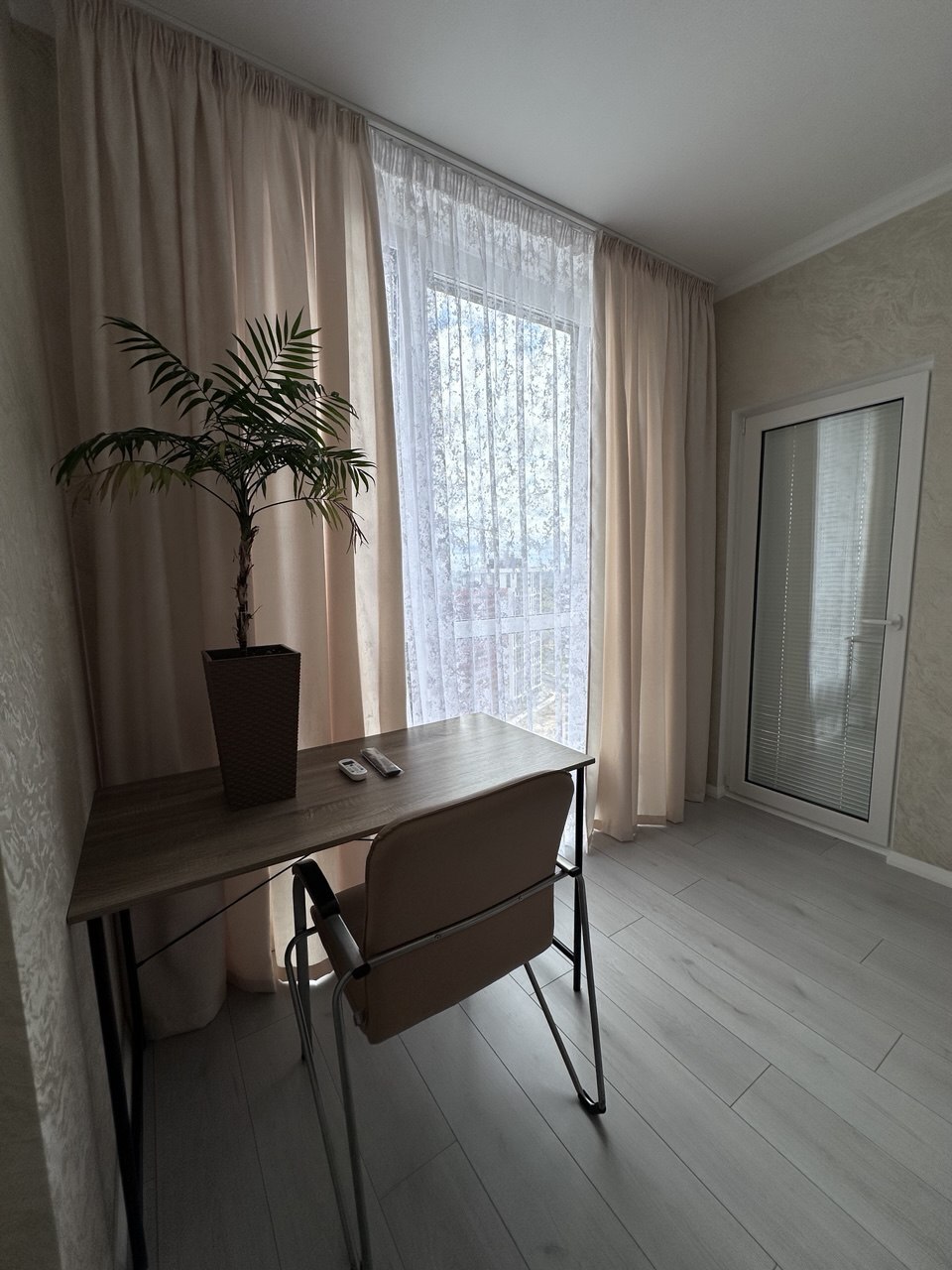 Аренда 2-комнатной квартиры 75.6 м², Александра Олеся ул., 10