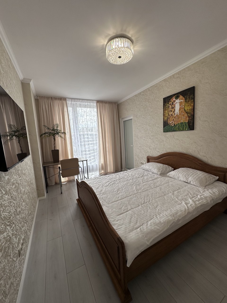 Аренда 2-комнатной квартиры 75.6 м², Александра Олеся ул., 10