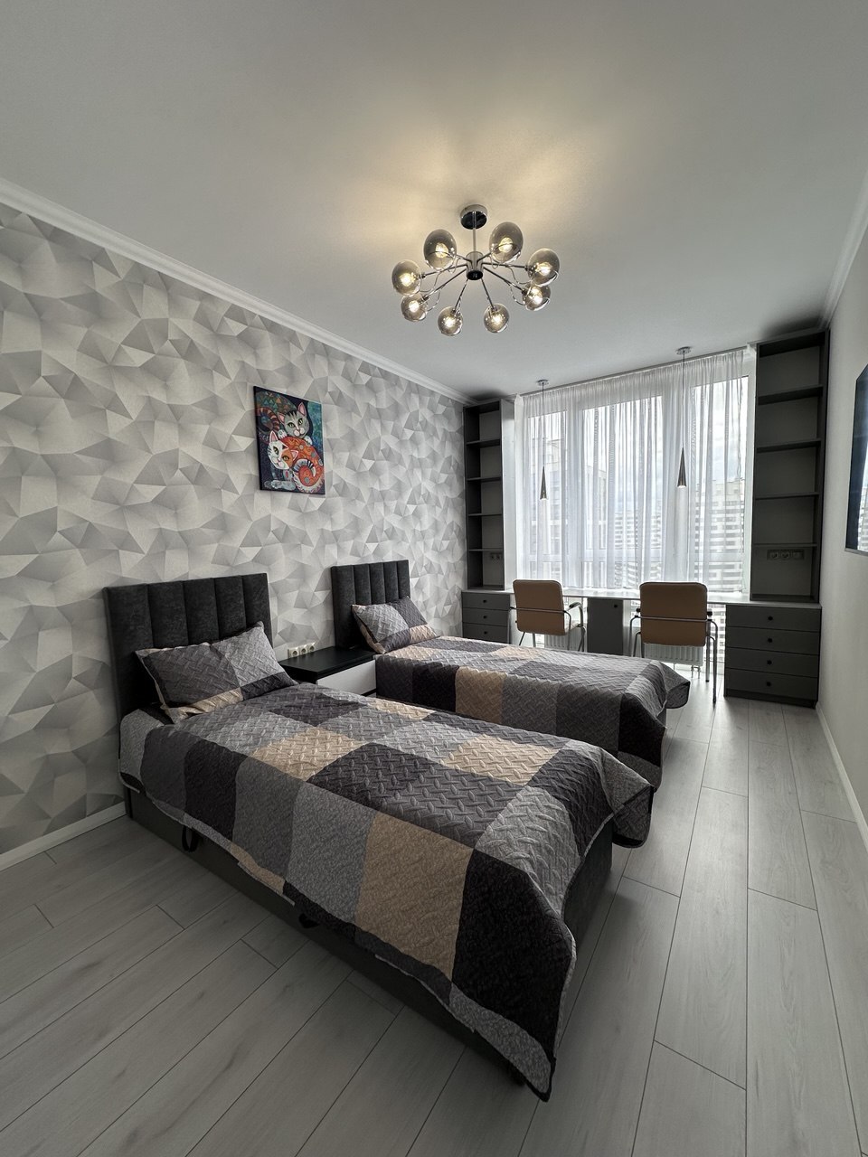 Аренда 2-комнатной квартиры 75.6 м², Александра Олеся ул., 10