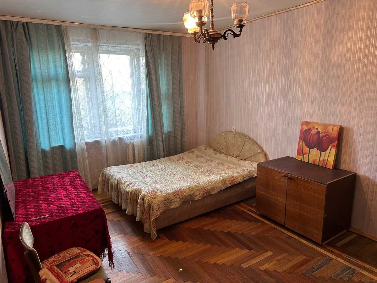 Аренда 3-комнатной квартиры 72 м², Александровская ул., 16