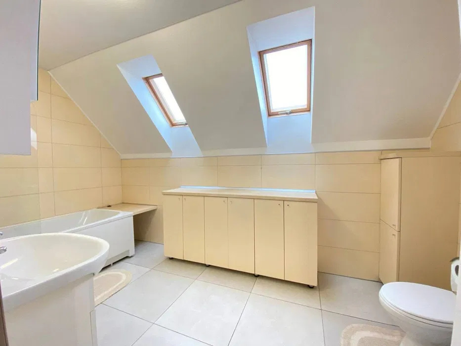 Аренда дома 135 м², Русановский бул.