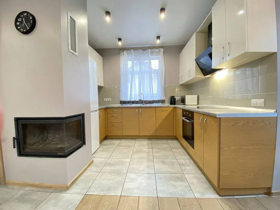 Аренда дома 135 м², Русановский бул.