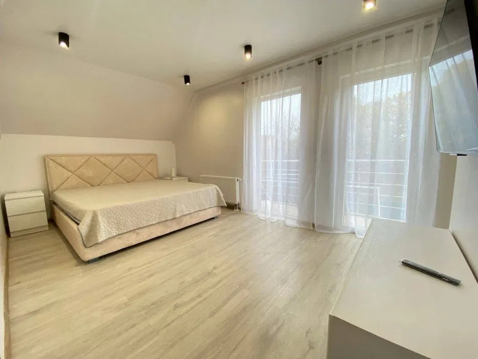 Аренда дома 135 м², Русановский бул.