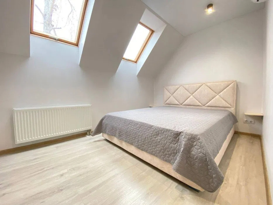 Аренда дома 135 м², Русановский бул.