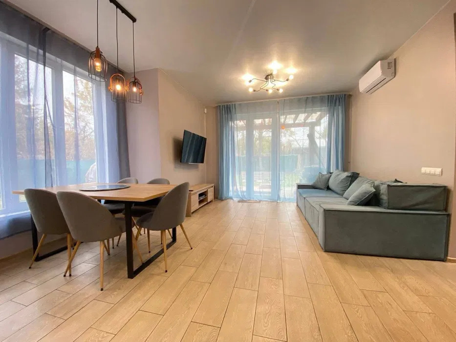 Аренда дома 135 м², Русановский бул.