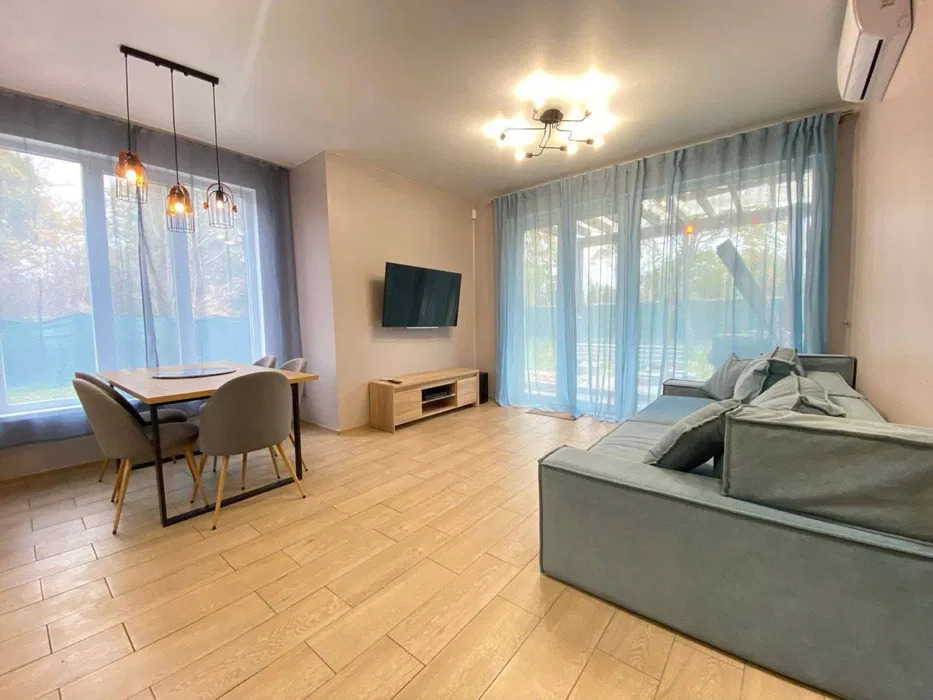 Аренда дома 135 м², Русановский бул.