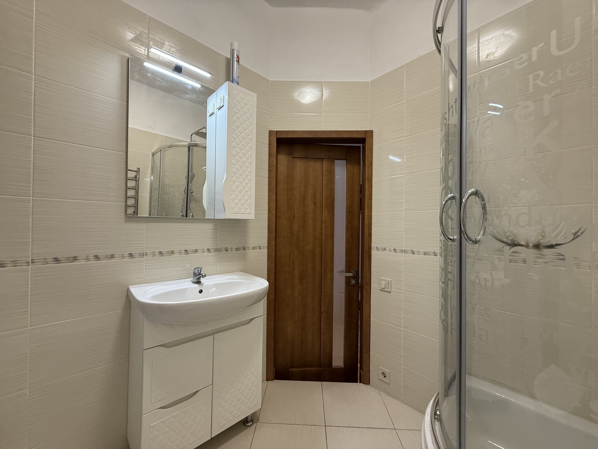 Оренда 2-кімнатної квартири 53 м², Олександра Поля просп., 14