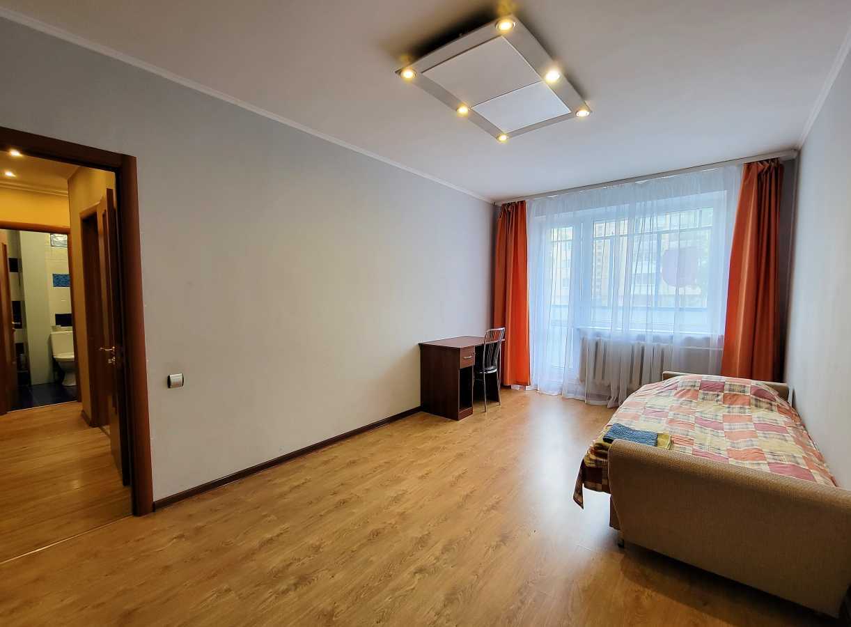 2-комнатная квартира посуточно 52 м², Юности просп.