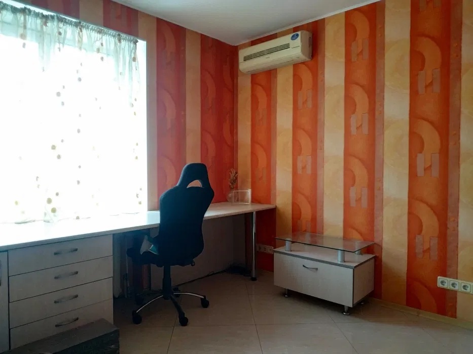 Оренда 3-кімнатної квартири 104 м², Петра Григоренка просп., 24