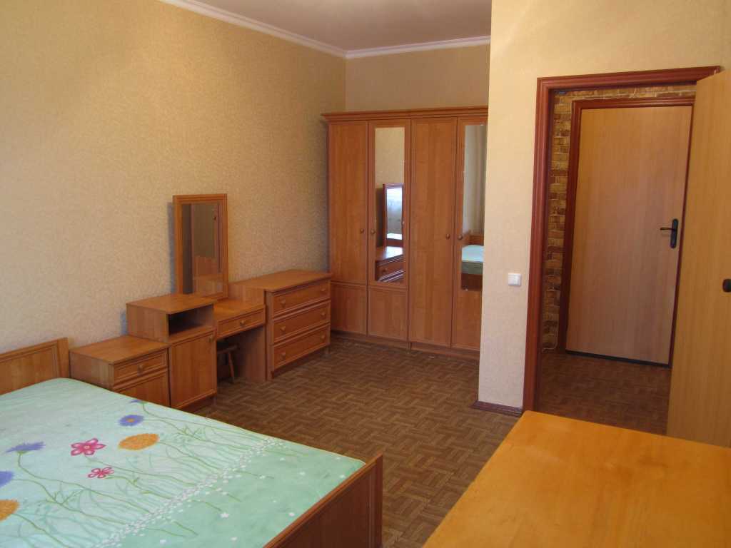 Оренда 1-кімнатної квартири 38 м², Сортувальна вул., 2