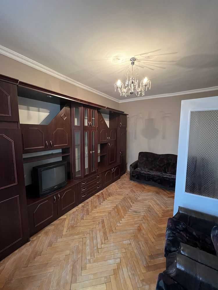 Оренда 2-кімнатної квартири 41.6 м², Машинобудівна вул.