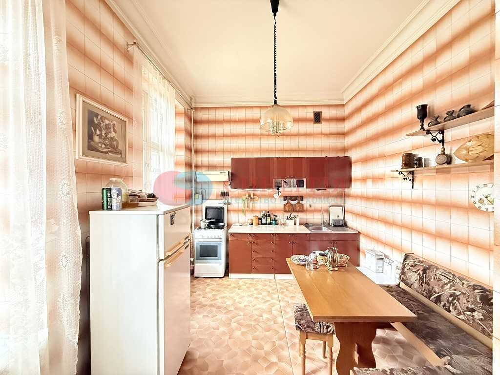 Продажа 2-комнатной квартиры 94 м², Институтская ул., 20/8