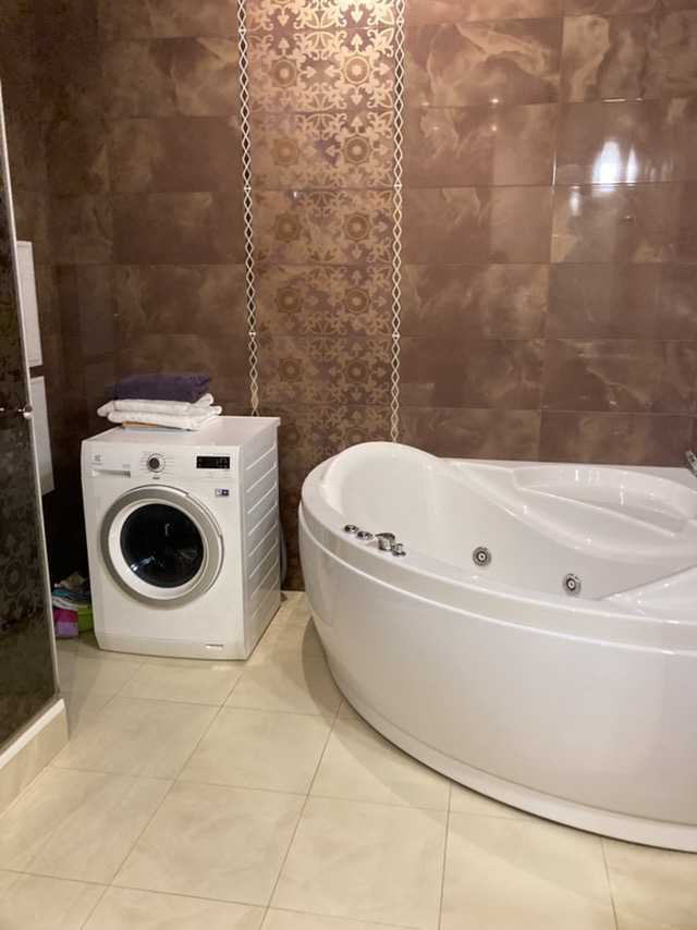 Оренда 4-кімнатної квартири 155 м², Генерала Шаповала вул., 2А