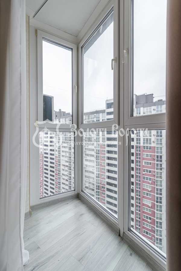 Продажа 2-комнатной квартиры 73.1 м², Михаила Донца ул., Драгоманова, 2а