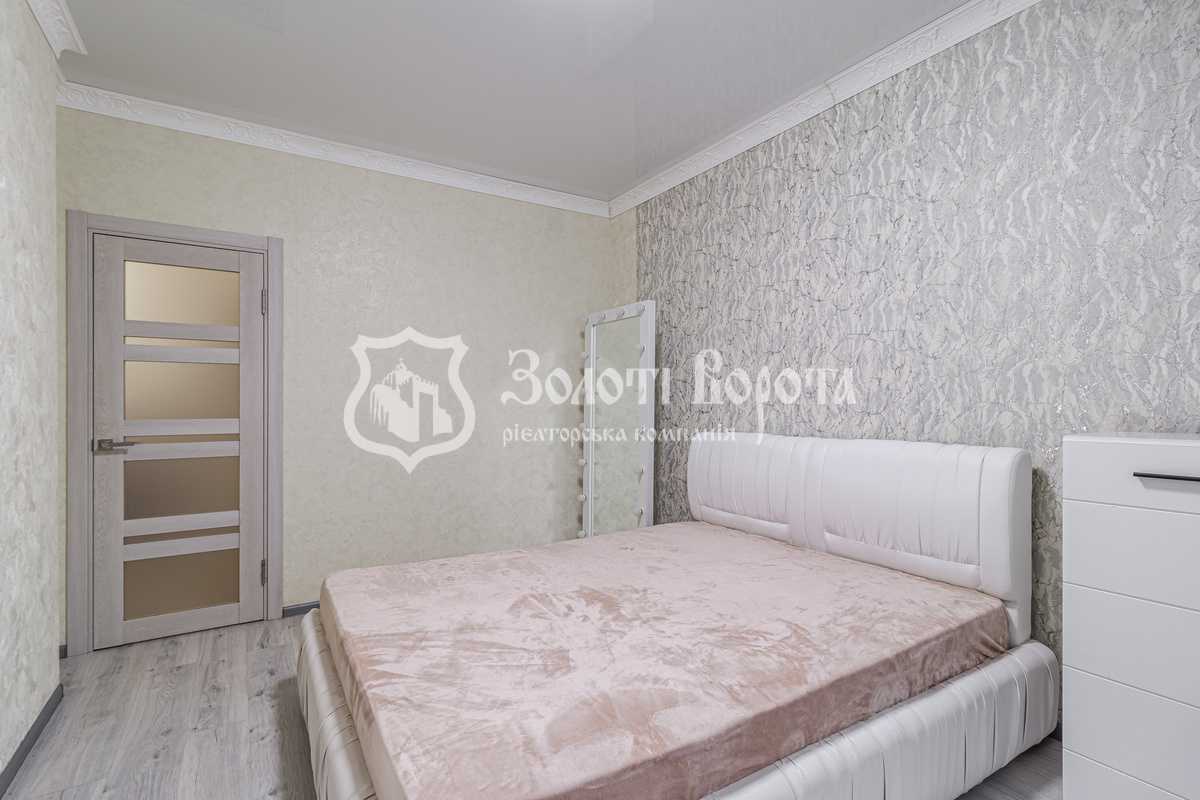 Продажа 2-комнатной квартиры 73.1 м², Михаила Донца ул., Драгоманова, 2а